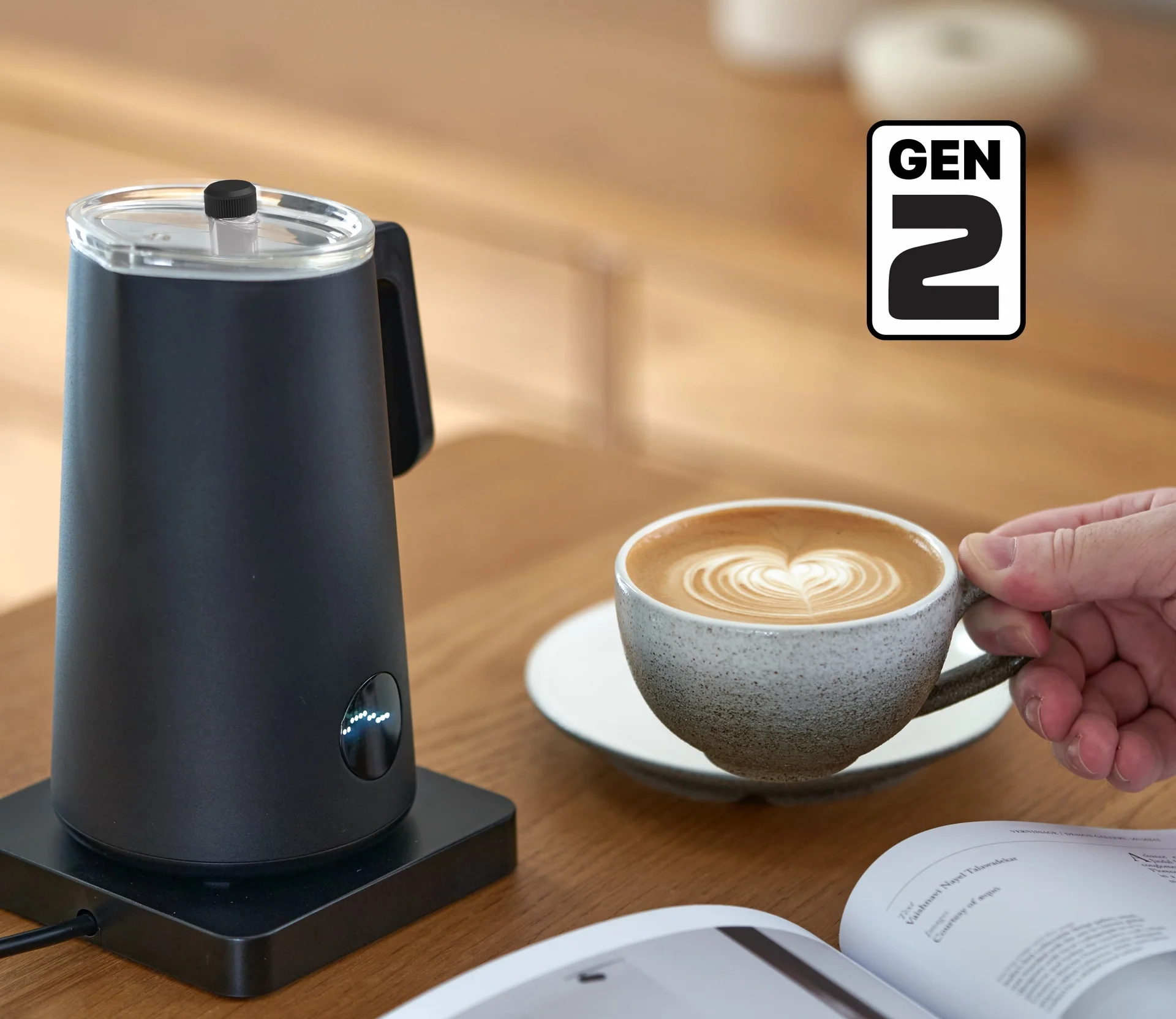 Nanofoamer latte art